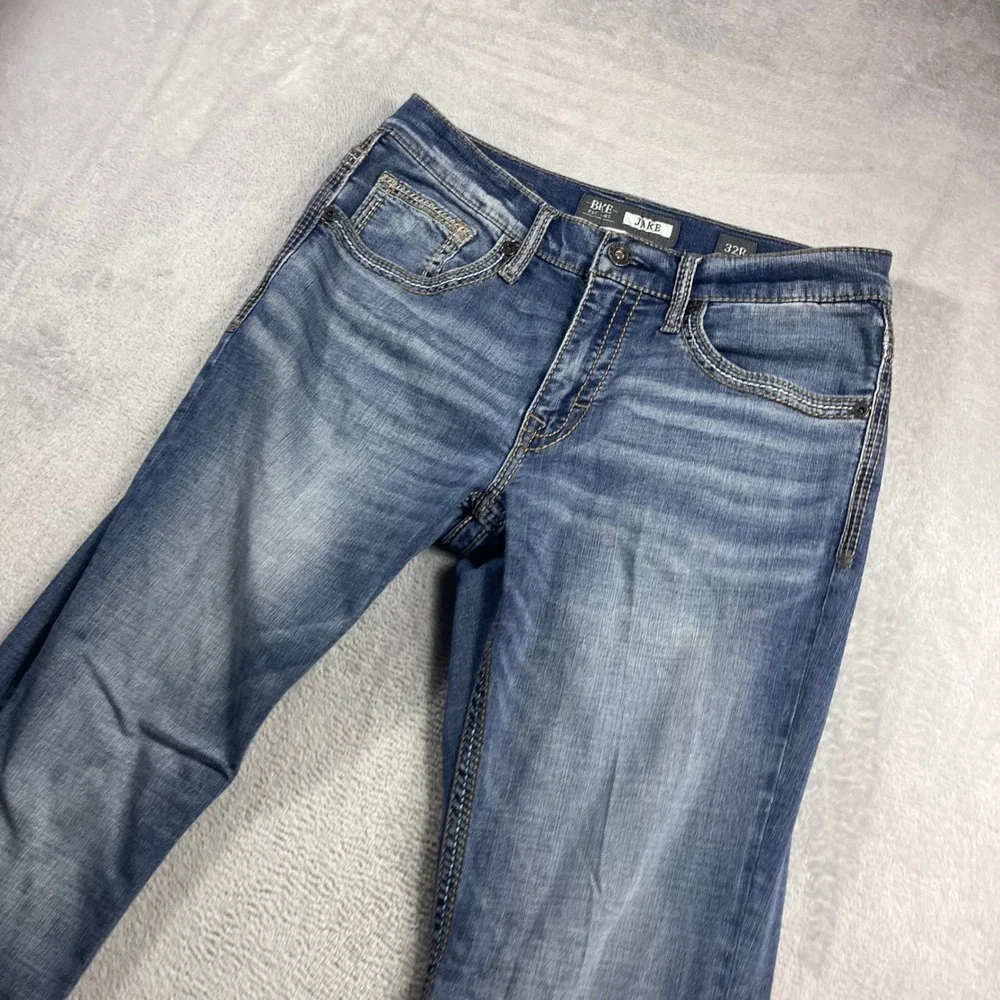 BKE Jake Straight Leg Jeans Men 32R Medium Wash Denim Blue Contrast Stitch 32x31